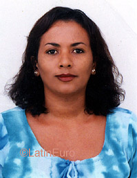 Date this lovely Brazil girl Zeneide from VITORIA DE SANTO ANTAO B9698
