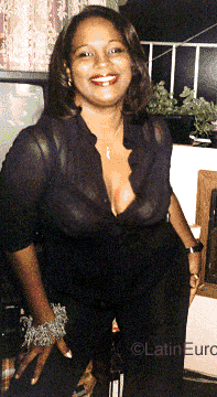 Date this beautiful Brazil girl Perolamy from  B9701