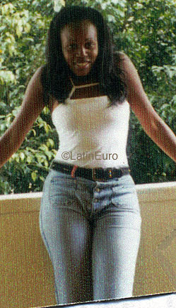 Date this voluptuous Brazil girl Ayana from SAO PAULO B9552