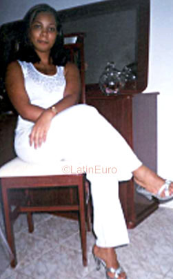 Date this fun Brazil girl Hosana from ARACAJU B9470