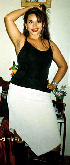 Date this gorgeous Brazil girl Katia from RECIFE B9477