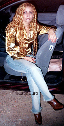 Date this foxy Brazil girl Eddie from GOIANIA B9488