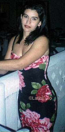 Date this beautiful Brazil girl Fatima from MONTE CASTELO B9474