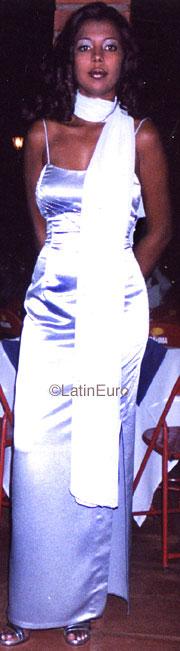 Date this georgeous Brazil girl Denise from CUIABA B9418