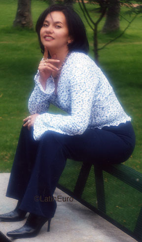 Date this exotic Colombia girl Doris from Bogota C9973