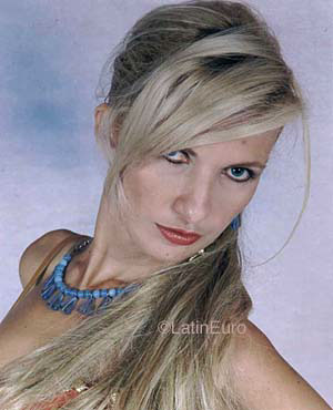 Date this lovely Brazil girl Herlane from CAMPO LIMPO B9370