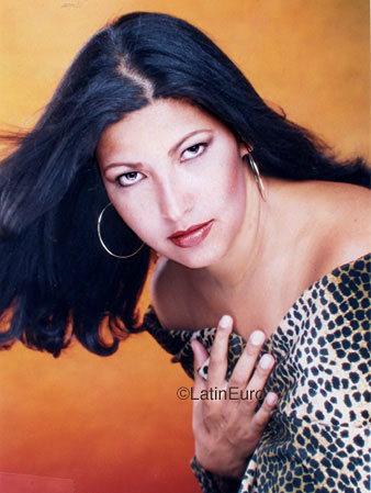 Date this pretty Brazil girl Maria from PATOS B9347