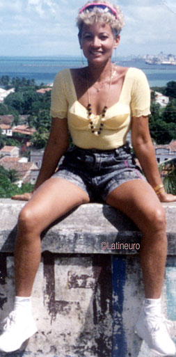 Date this georgeous Brazil girl Deyse from Recife B8904