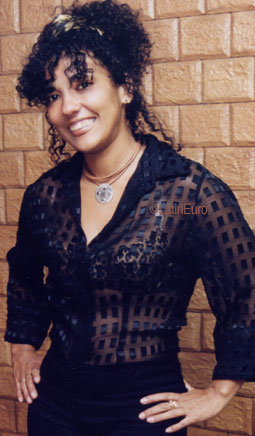 Date this tall Brazil girl Neide from RIO DE JANEIRO B8870