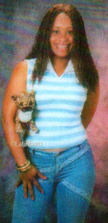 Date this pretty Panama girl Kathia from  N3618
