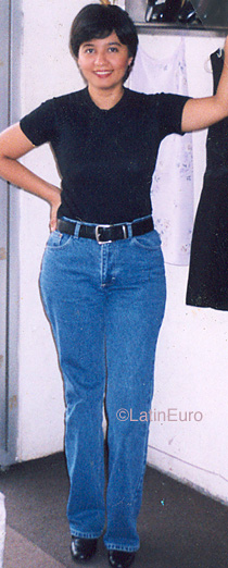 Date this charming Honduras girl Claudia from San Pedro Sula N3932