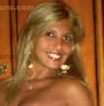 Date this fun Brazil girl Cintia from Niteroi B120