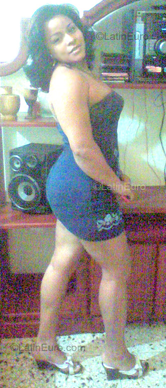Date this gorgeous Dominican Republic girl Rocio from Santo Domingo Este DO47