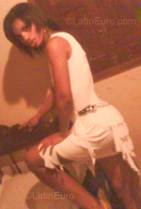 Date this sensual Brazil girl Fabiana from Santa Maria De Jetiba BR74