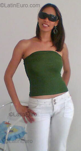 Date this gorgeous Brazil girl Lucigleide Karyne from Maceio BR82