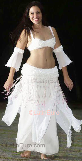 Date this charming Brazil girl Allana from Rio de janeiro BR112