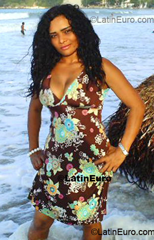 Date this stunning Brazil girl Marta from Natal BR133