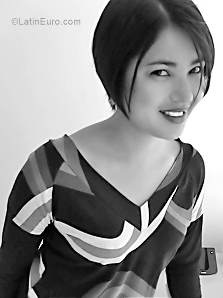 Date this funny Brazil girl Simone from Sao Paulo BR165