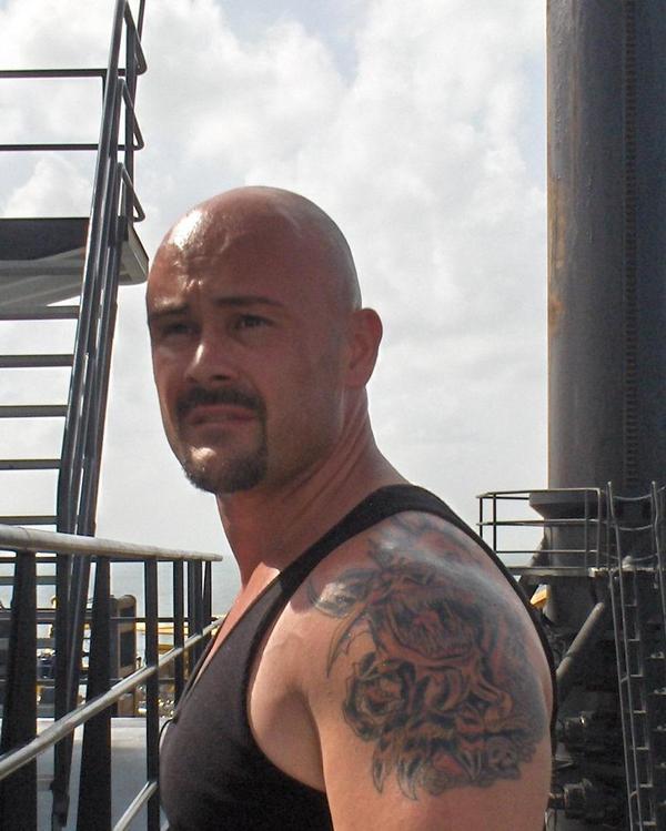 Date this funny United States man William4u from tampa US111