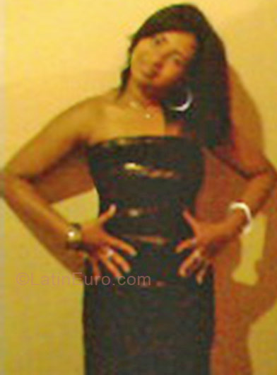 Date this tall Dominican Republic girl Yessika from Barahona DO167