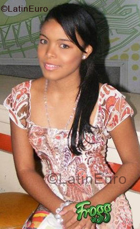Date this fun Colombia girl Greeys Del Carmen from Barranquilla CO160
