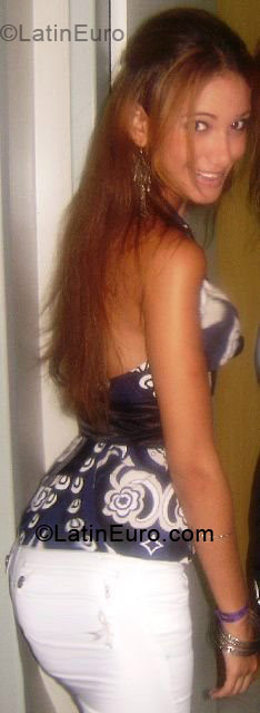 Date this charming Brazil girl Jaqueline Mary from Aracaju BR235