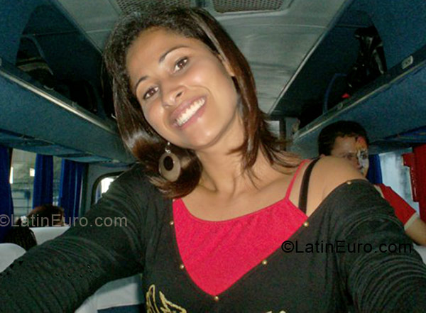 Date this passionate Brazil girl Marusca from Franca BR277