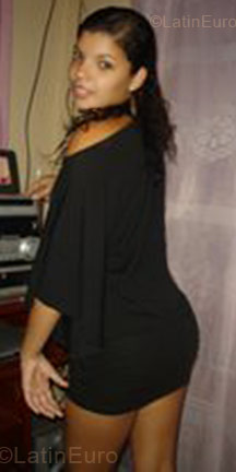 Date this sultry Brazil girl Sandra from Belford Roxo BR281