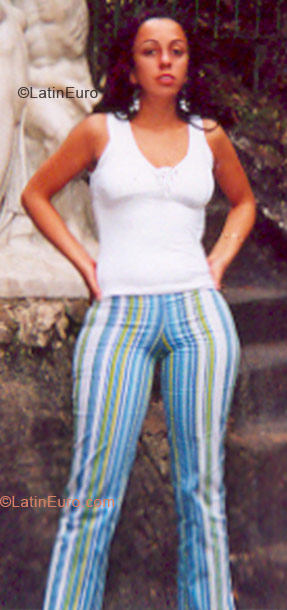 Date this exotic Brazil girl Debora from Ouro Fino BR288