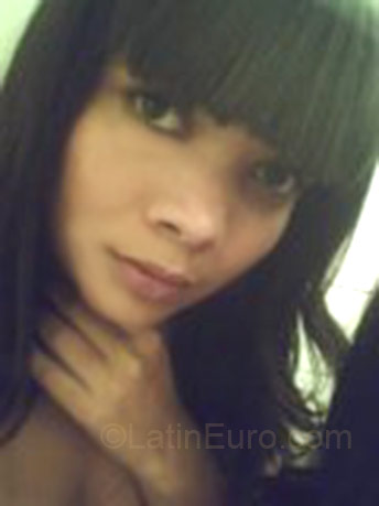 Date this charming Brazil girl Damiris Cristina from Sao Carlos BR350