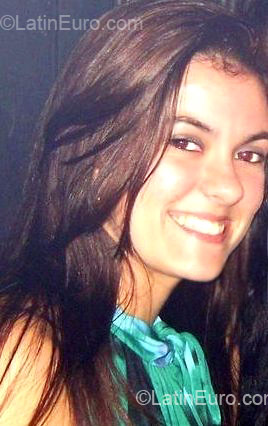 Date this athletic Brazil girl Renata from Marica BR374