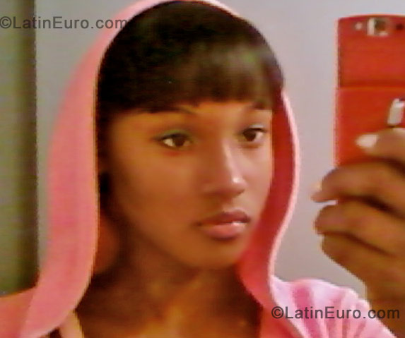 Date this gorgeous Brazil girl Eliane from Rio De Janeiro BR438