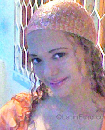 Date this lovely Colombia girl Lina Margarita from Cartagena CO346