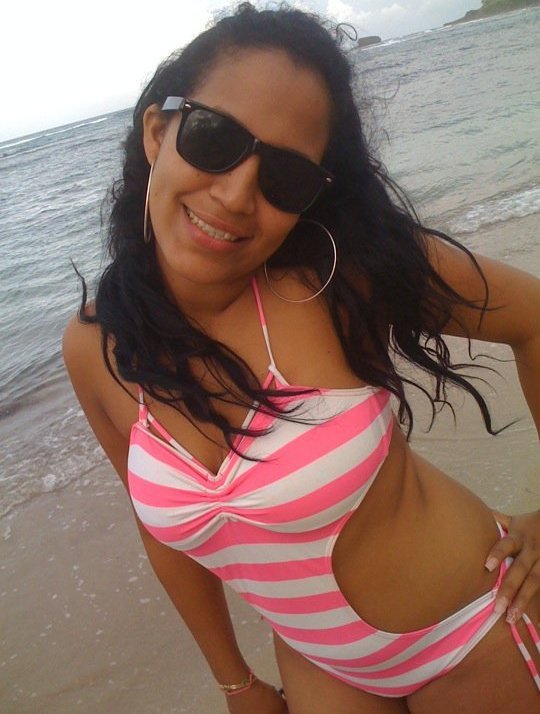 Date this foxy Dominican Republic girl Germania from Bonao RP5