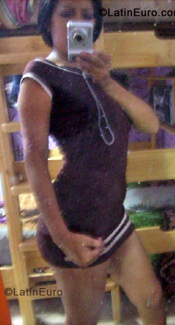 Date this nice looking Peru girl Maria Luisa from Lima PE69