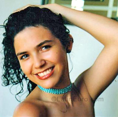 Date this voluptuous Brazil girl Isabella from Campinas BR758