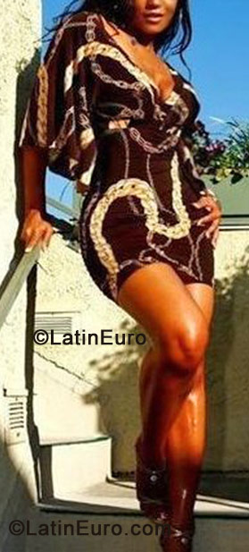 Date this beautiful Colombia girl Wbielly from Villavicencio CO534