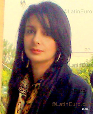 Date this charming Brazil girl Mara Angelica from Acreuna BR776