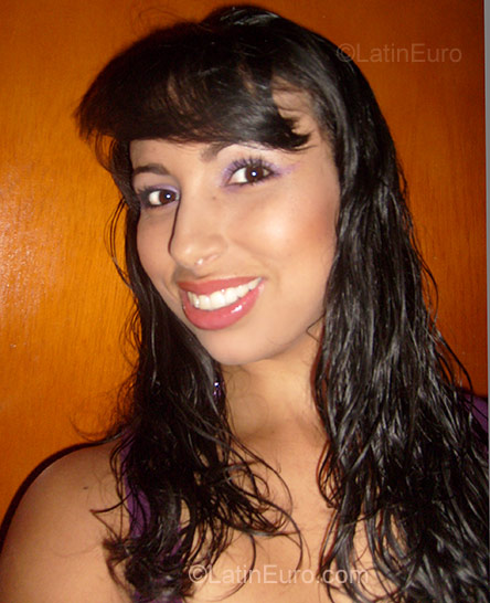 Date this lovely Colombia girl Claudia from Itagui CO558