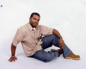 Date this nice looking United States man Damian from Atlanta US1671