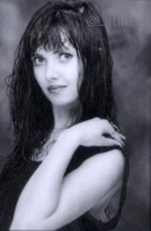 Date this sultry Brazil girl Ariadna from Ponta Grossa BR827