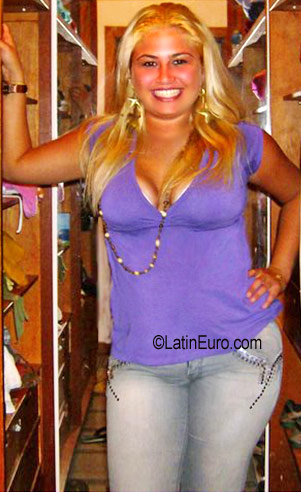 Date this lovely Brazil girl Hadyr from Sao Paulo BR879