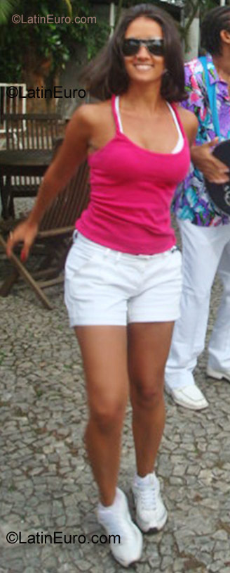 Date this beautiful Brazil girl Vanessa from Campinas BR897