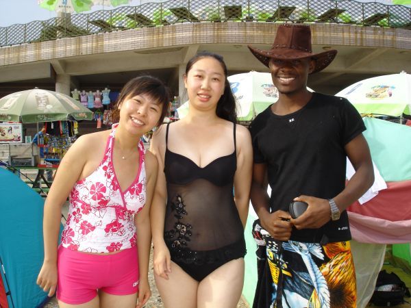 Date this gorgeous China man Nthubu from Shenyang CN3