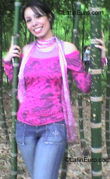 Date this lovely Colombia girl Andrea from Medellin CO645