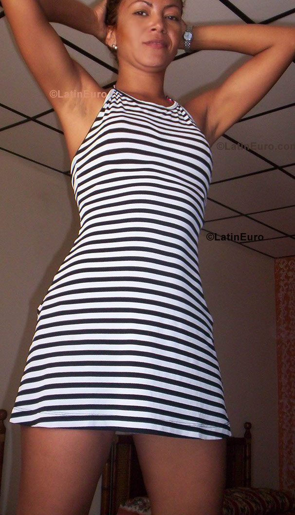Date this cute Colombia girl Brigida from Santa Marta CO650