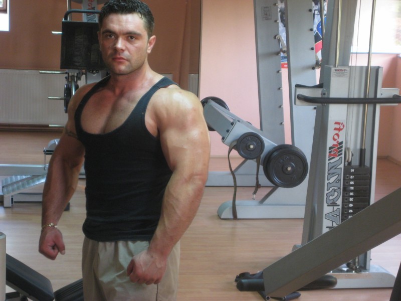 Date this hot Bosnia and Herzegowina man Petar from Kiseljak BA5
