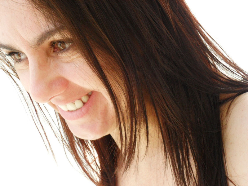 Date this pretty Brazil girl Andrea from Sao Jose dos Campos BR1011