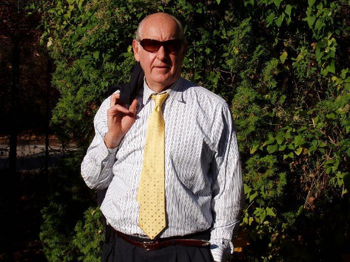 Date this stunning United States man THEKINGDOWNTHER from Chicago US2332