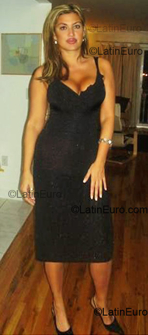 Date this funny Brazil girl Patricia from Novo Hamburgo BR1181